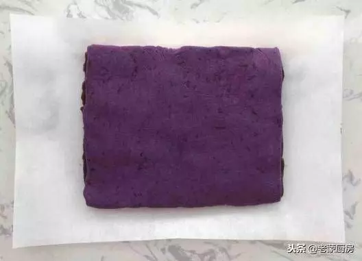 在家做紫薯糕，只需一蒸一拌，30分鐘完成，8歲寶寶一次吃好幾塊