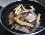 當歸黃耆魚湯的做法_當歸黃耆魚湯怎麼做_當歸黃耆魚湯的家常做法 ！