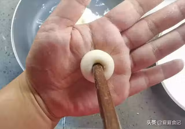 /www/bananadaily.net/web/images/image/2097/20973247.avif