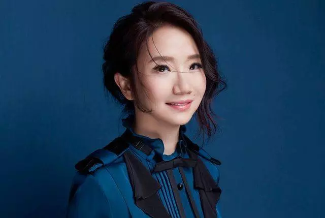 一個人得意時的樣子,暴露了他的格局