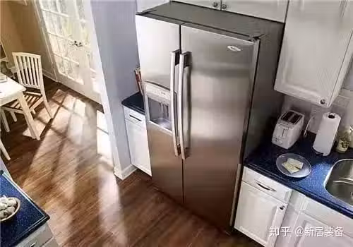 /www/bananadaily.net/web/images/image/2127/21273589.avif