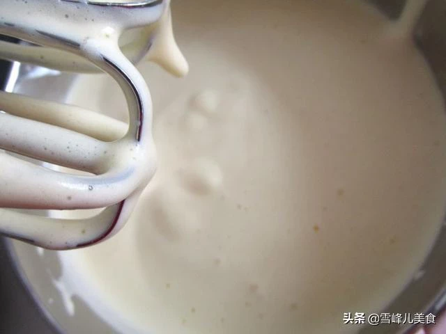 8個雞蛋1碗麵粉,攪攪拌拌簡單零失敗,做上一大盤蛋糕,真香!