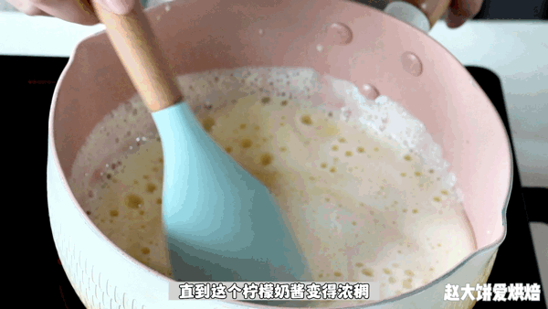 入口即化,比布丁慕斯還好吃,簡單易做,一口就愛上!