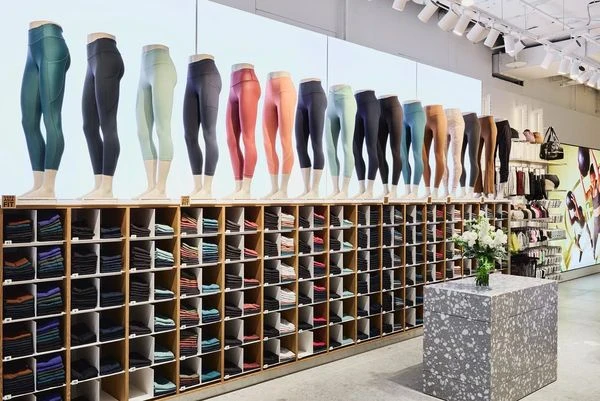 打敗adidas「1品牌一堆妹子穿」 他問到底貴啥?全場認證:超舒服