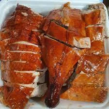 女子懷孕嘴饞買只烤鴨,丈夫摁住就打,她打開冰箱,丈夫癱在地上