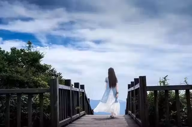 /www/bananadaily.net/web/images/image/2223/22230503.avif
