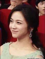 當44歲湯唯和47歲舒淇坐在一起,我才徹底明白,什麼叫相由心生